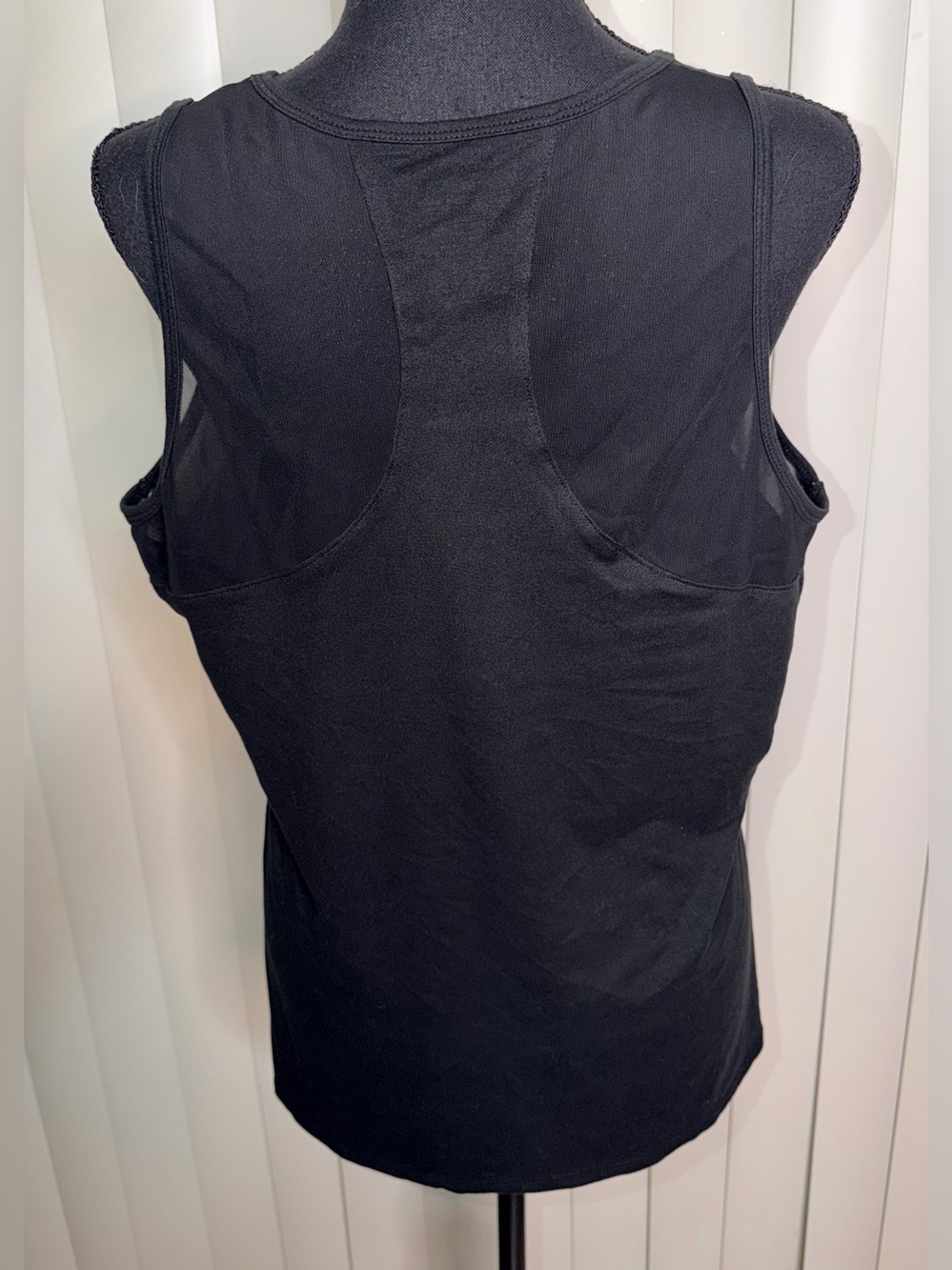Pro Player Women's Athletic Tank Black Sleeveless Mesh Top Portion Sz L Gym - Picture 5 of 10